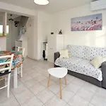 2 Bedroom Awesome In *