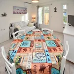 2 Bedroom Awesome In איגוס-מורטס