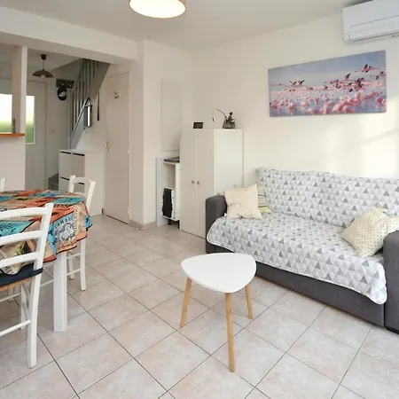 Lovely In With Kitchen *