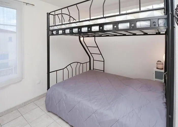 別荘 2 Bedroom Cozy In *